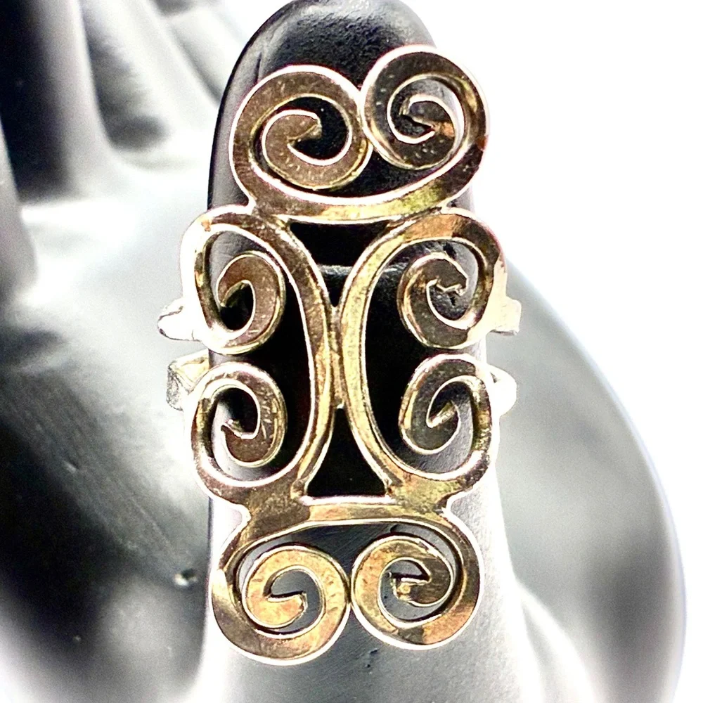 Vintage Filigree Tower Ring, Full Finger Coverage in a Silver Tone Size 6.0
